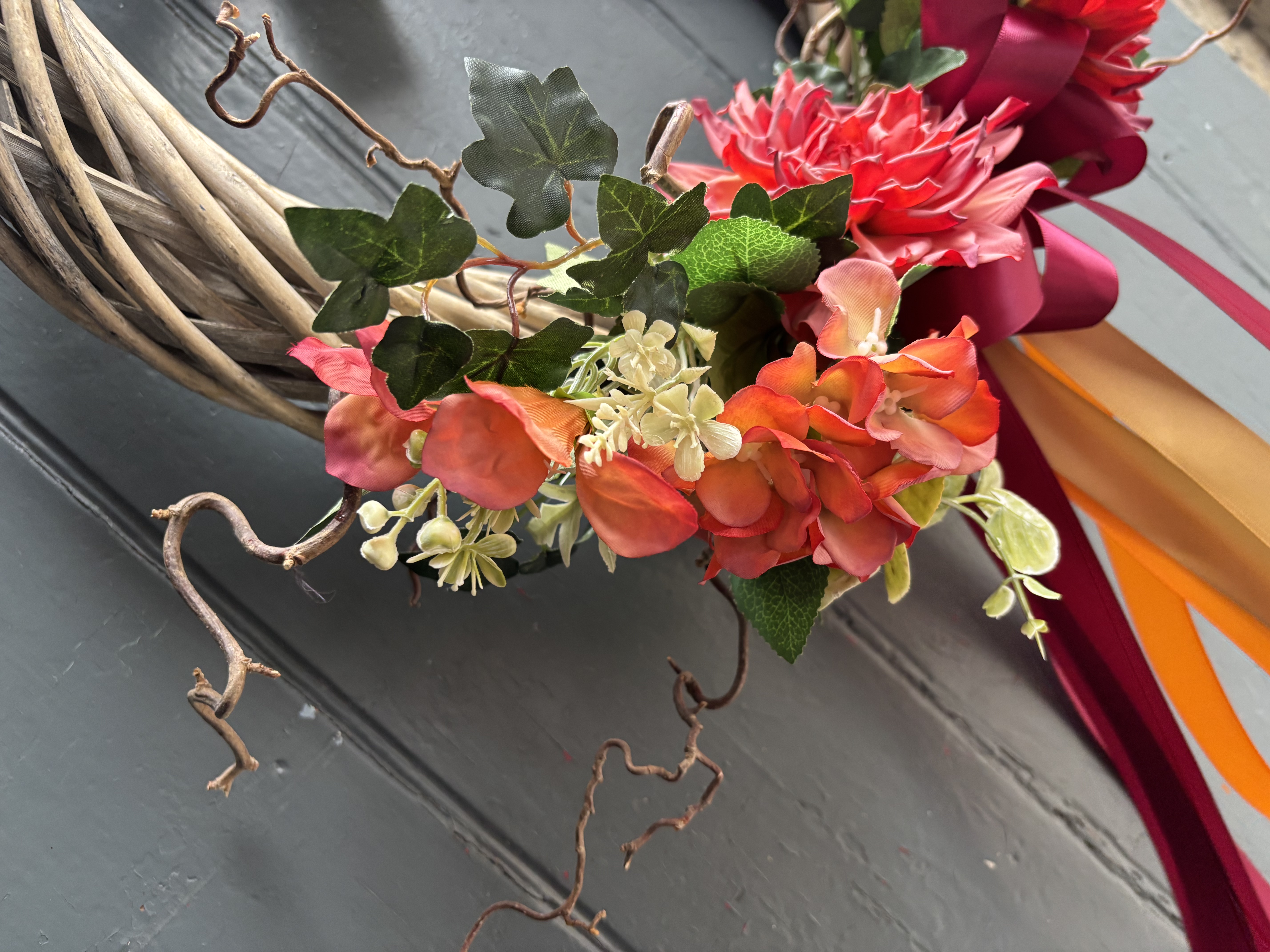 Autumnal Dahlia & Ivy Round Wreath - View 2