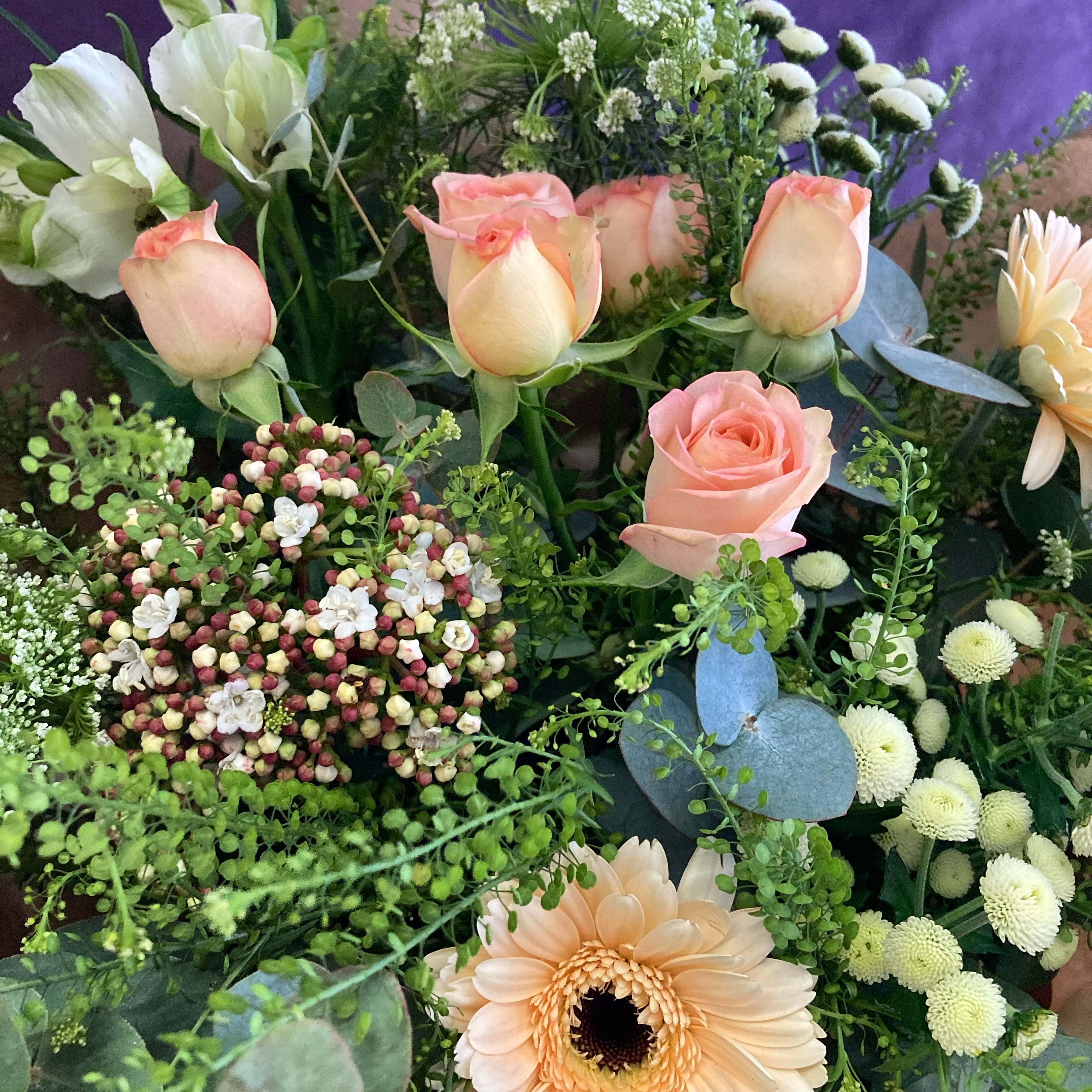 Peach Meadow Gift Box - View 2