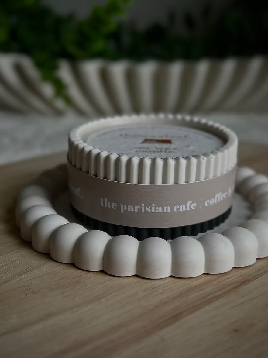 thewaxleaf. The Parisian Cafe Scented Candle - View 2