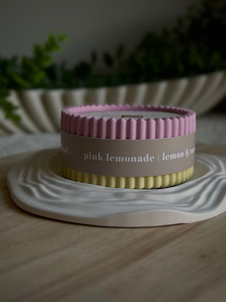 thewaxleaf. Pink Lemonade Scented Candle