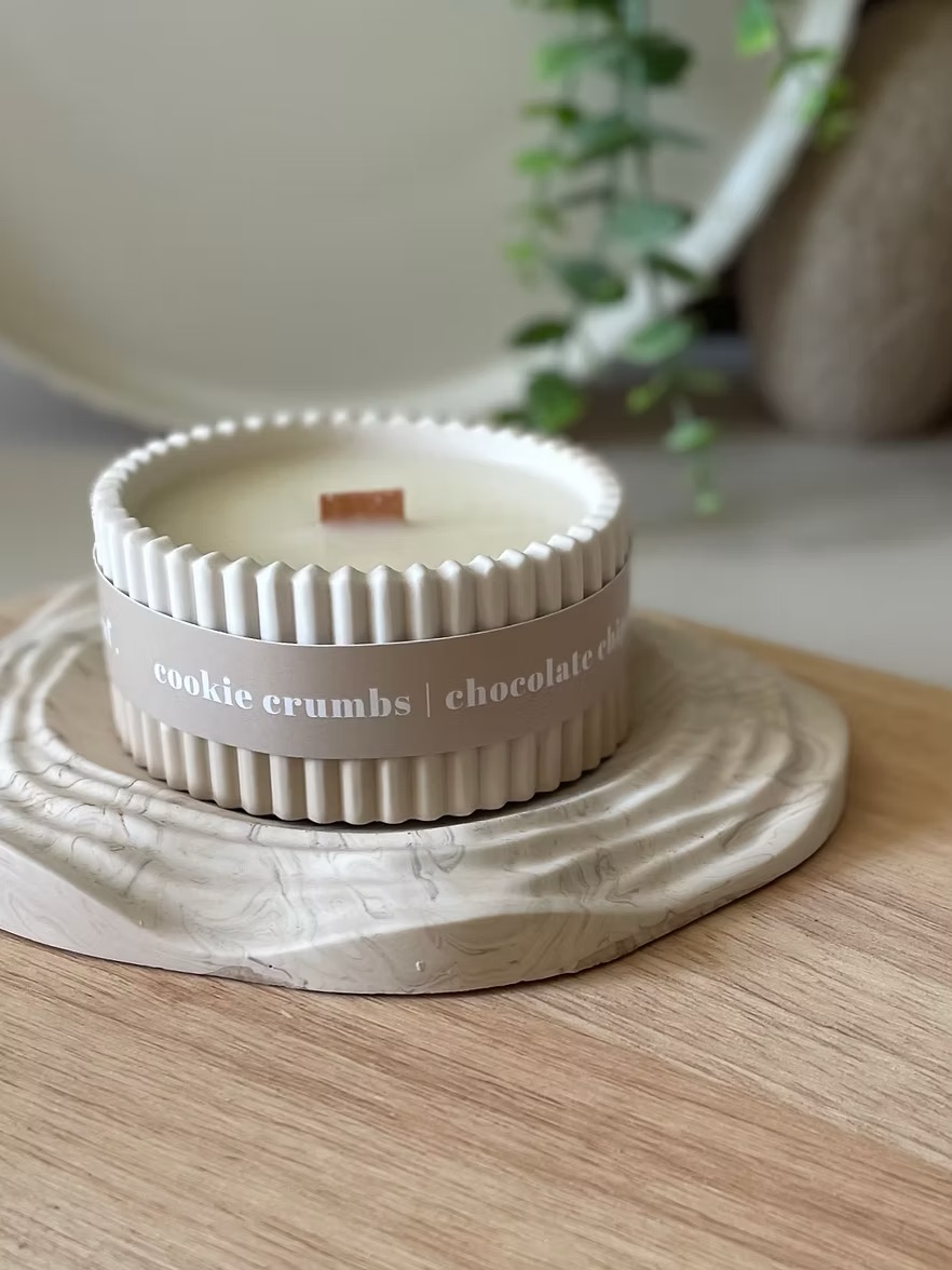 thewaxleaf. Cookie Crumbs Scented Candle