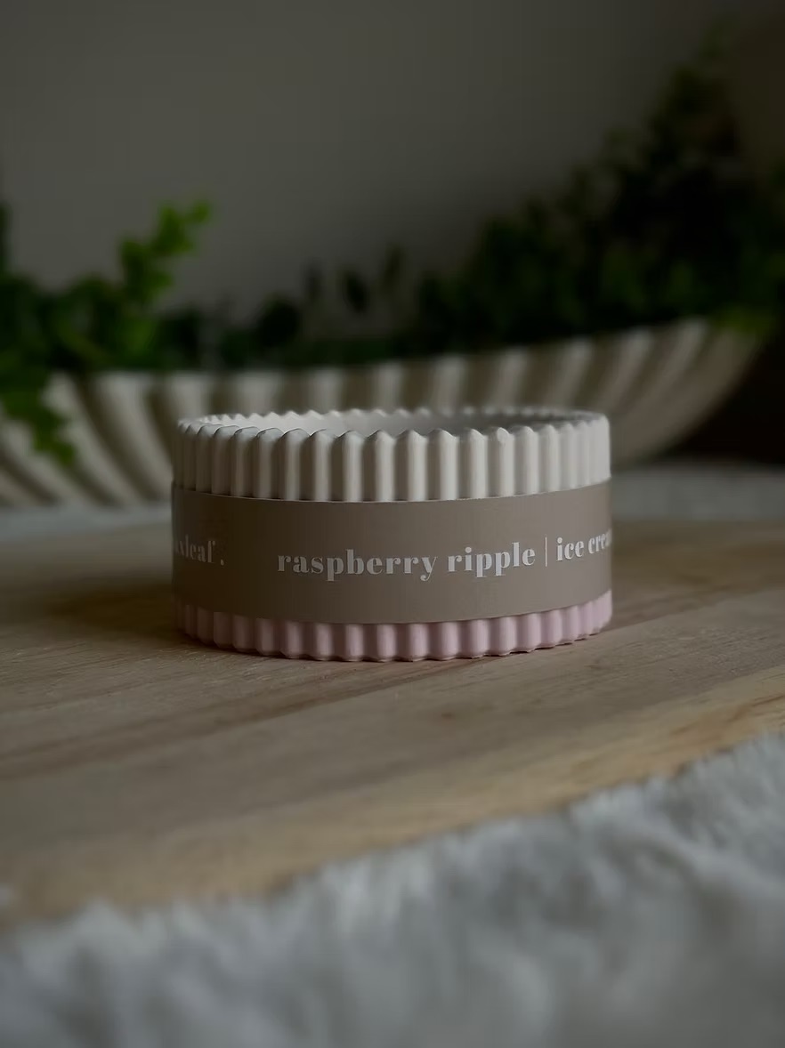 thewaxleaf. Raspberry Ripple Scented Candle