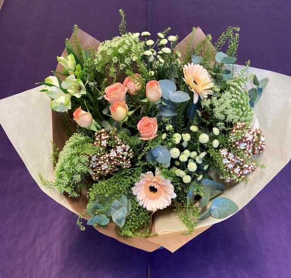 Peach Meadow Gift Box - Fresh flowers from Baytree Florists Elgin